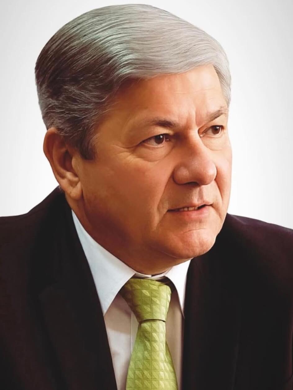 Мр Слободан Јоловић